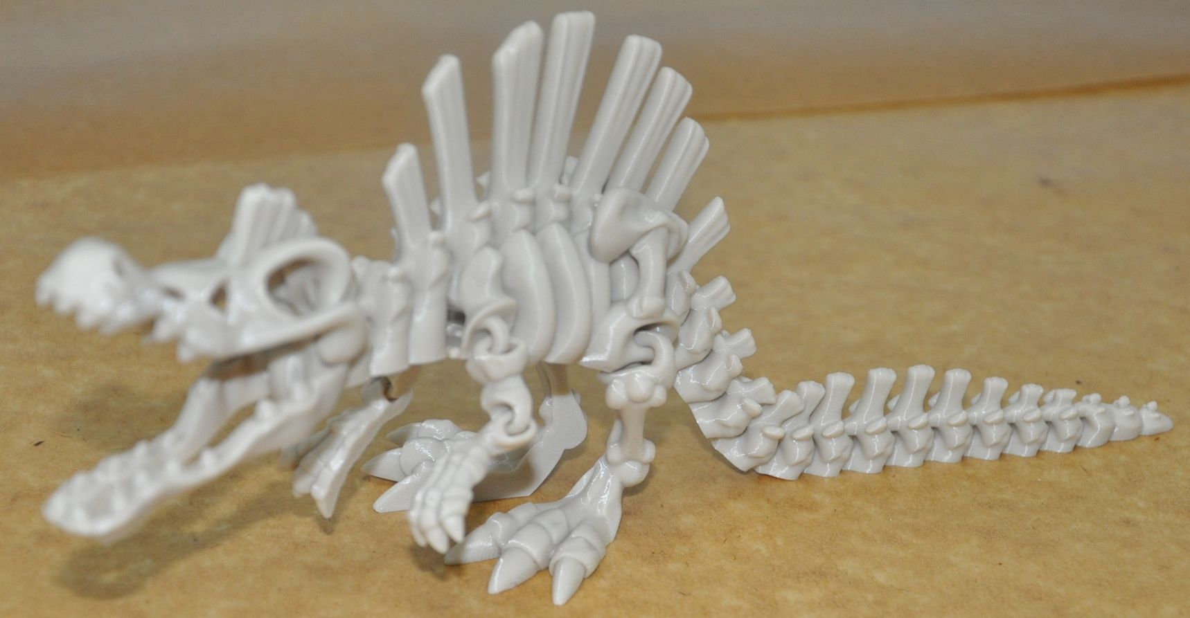 Flexi Spinosaurus Dinosaurier